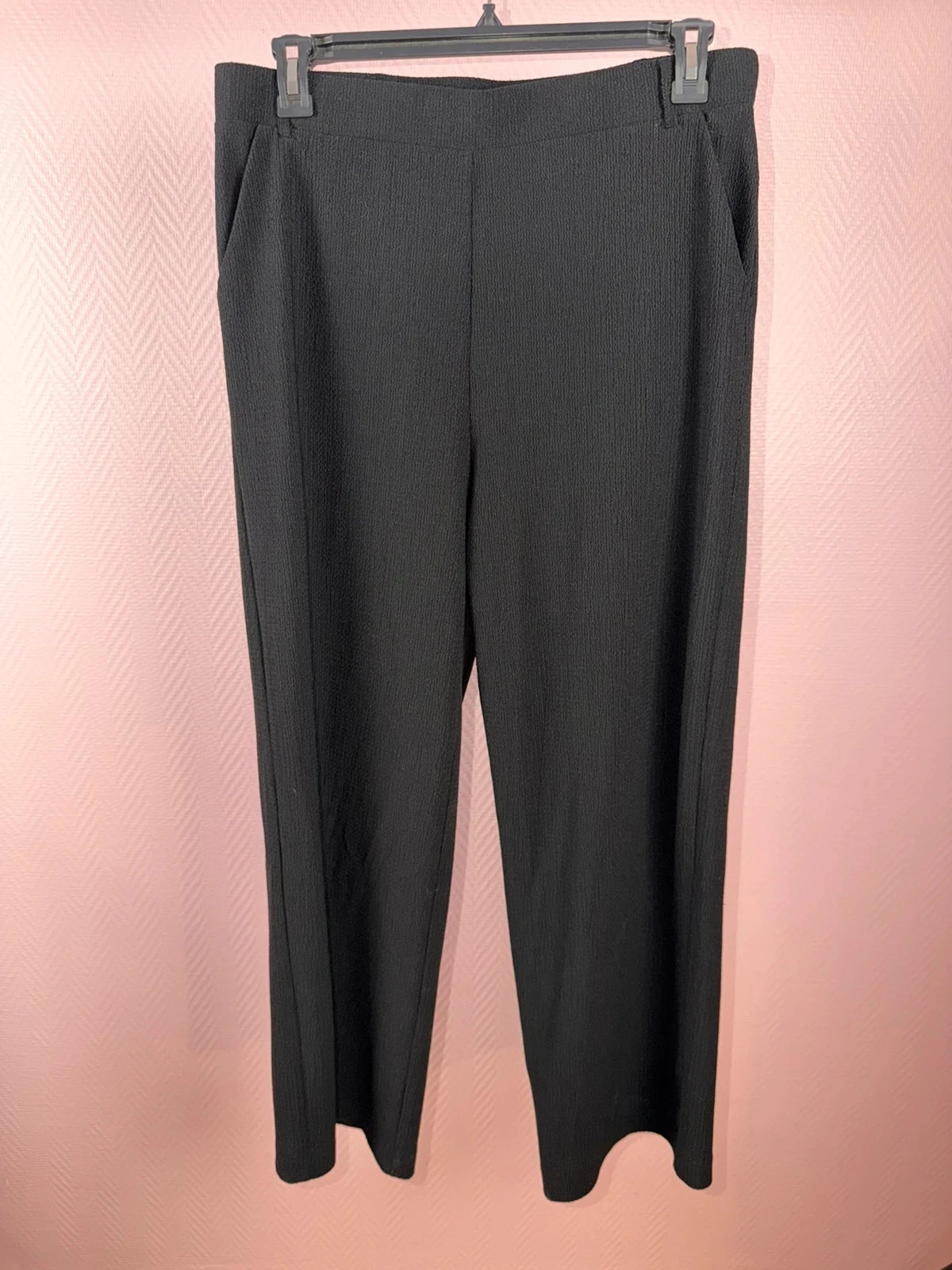 Pantalon droit été femme neuf jamais servie